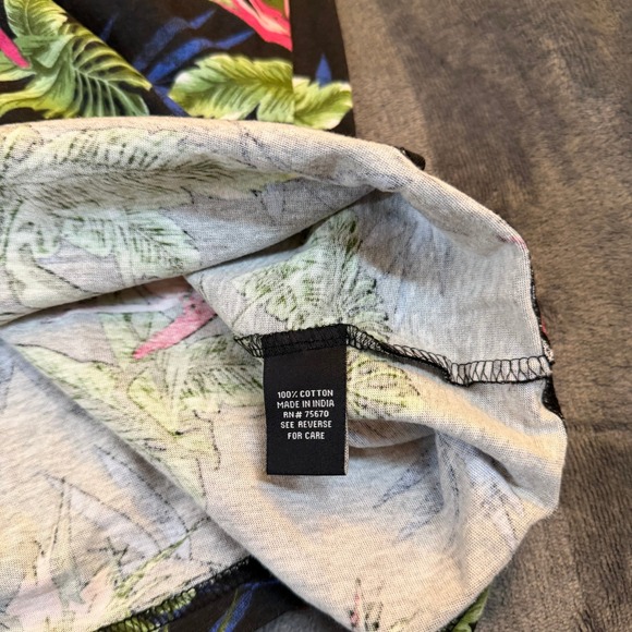 WXYZ MFG CO Black Tropical Floral Bird of Paradise Bamboo T Shirt Mens Medium - Picture 4 of 9